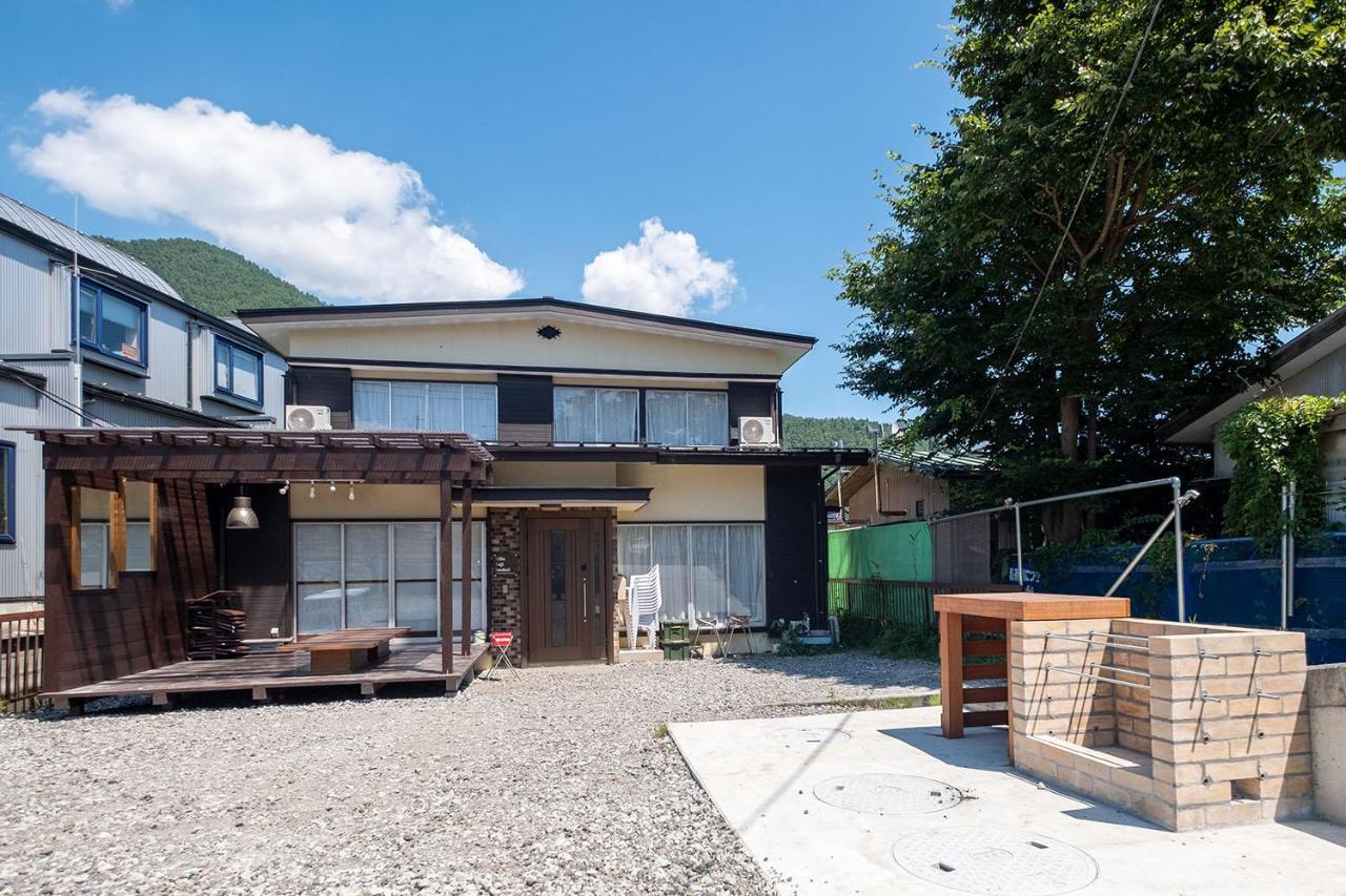 פוג'יושידה Villa Fuji Irodori מראה חיצוני תמונה